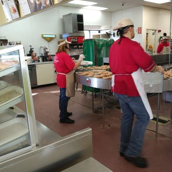 Krispy Kreme - Packing a dozen of donuts fresh for us! (See 2018) - Donuts Near Me - Clive, Iowa