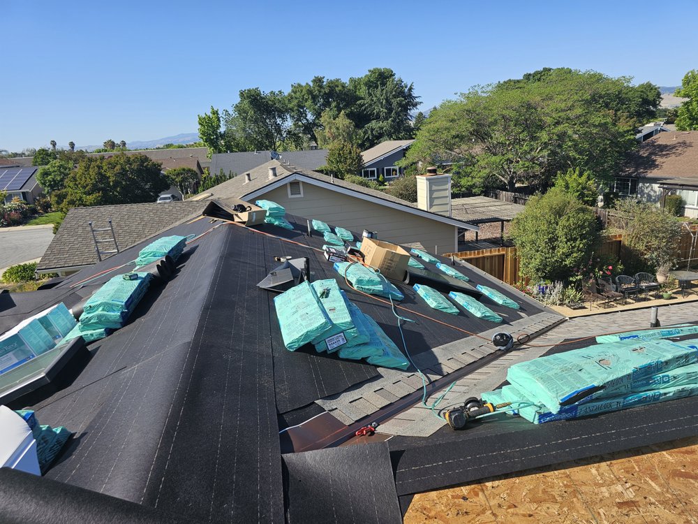 Slide of Lico's Roofing Company Inc