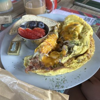 Bulegreen Cafe Yard - Omelette - Cafes Near Me - Oakland Park, Florida Bulegreen Cafe Yard - Omelette - Cafes Near Me - Oakland Park, Florida