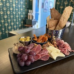 Winesteins Tasting Room