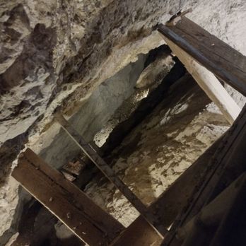 El Dorado Canyon Mine Tours - The some fissure from a different angle - Tours Near Me - Nelson, Nevada El Dorado Canyon Mine Tours - The some fissure from a different angle - Tours Near Me - Nelson, Nevada