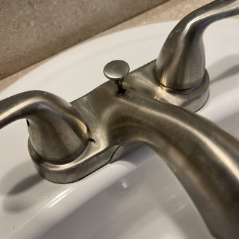 That's Clean Maids - Sinks left disgusting - Home Cleaning Near Me - Houston, Texas That's Clean Maids - Sinks left disgusting - Home Cleaning Near Me - Houston, Texas