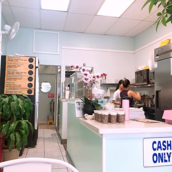 Mong Thu Cafe - Front counter - Vietnamese Near Me - San Francisco, California Mong Thu Cafe - Front counter - Vietnamese Near Me - San Francisco, California