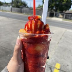 Tasty Wavez - Mangonada 16oz. Large