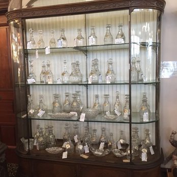 Vintage Hardware & Lighting - Antiques Near Me - Port Townsend, Washington Vintage Hardware & Lighting - Antiques Near Me - Port Townsend, Washington