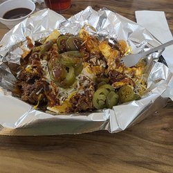 LG's Diner and Bakery - Brisket loaded fries