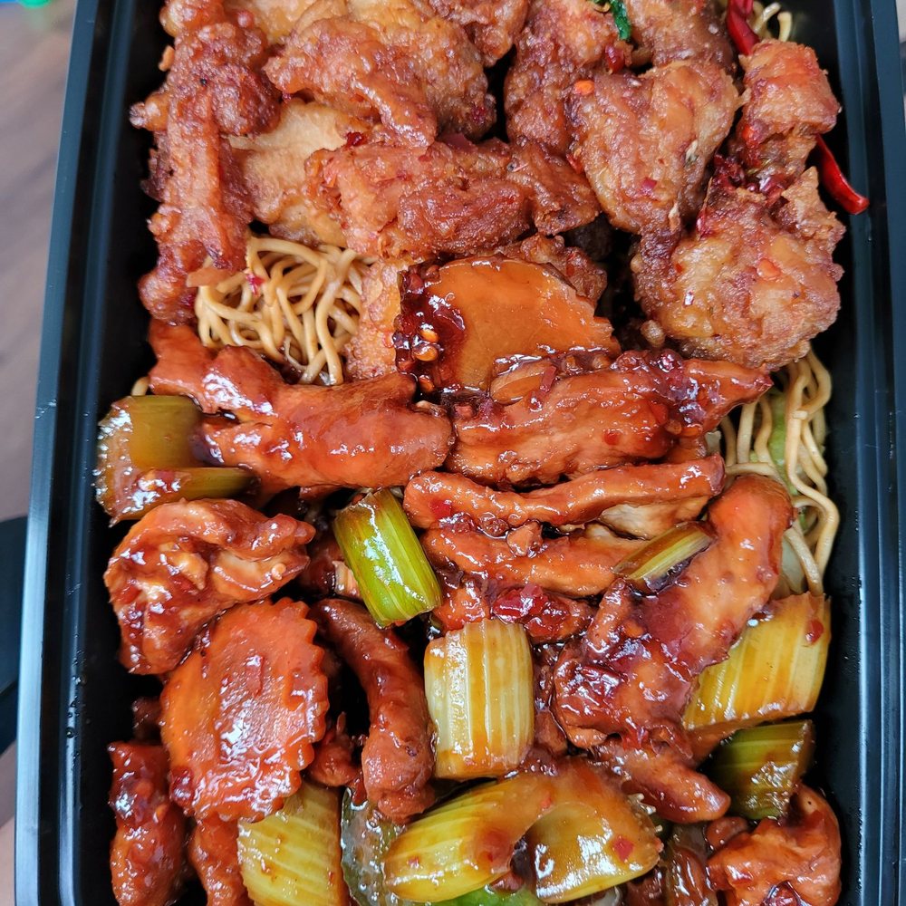 Szechuan Express - Szechuan chicken, chilli chicken and noodles - Fast Food Near Me - Mississauga, Ontario Szechuan Express - Szechuan chicken, chilli chicken and noodles - Fast Food Near Me - Mississauga, Ontario