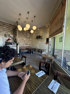 LA Vegan by null