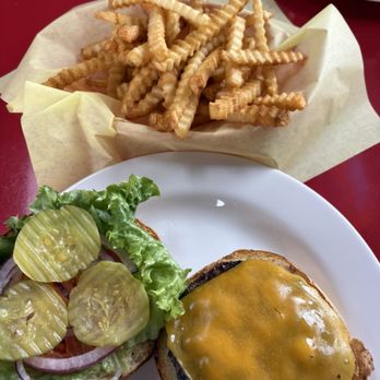 D’s Diner - D's D's Classic Burgerclass - Burgers Near Me - Santa Rosa, California