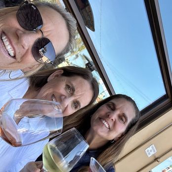 Wellspring - Hanging out with friends before class at Wellspring - Meditation Centers Near Me - Redondo Beach, California Wellspring - Hanging out with friends before class at Wellspring - Meditation Centers Near Me - Redondo Beach, California