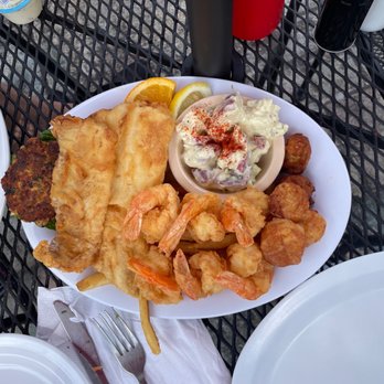 Tonys Chowder House - Seafood platter for 2 - Seafood Near Me - Mount Dora, Florida