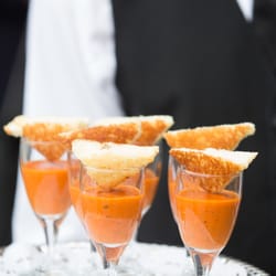 Vinwood Caterers - Grilled cheese & tomato bisque shooters