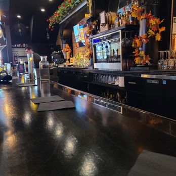 No Vacancy - Bar rail - New American Near Me - Chicago, Illinois No Vacancy - Bar rail - New American Near Me - Chicago, Illinois