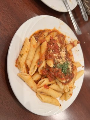 AL'an Ruben's Bar & Grill by null