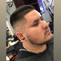 The Barber's Lounge - Fade beard