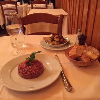 La Petite Chaise - French Near Me - Paris, 75