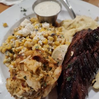 Boatyard Bar & Grill - Surf and turf - Seafood Near Me - Annapolis, Maryland Boatyard Bar & Grill - Surf and turf - Seafood Near Me - Annapolis, Maryland