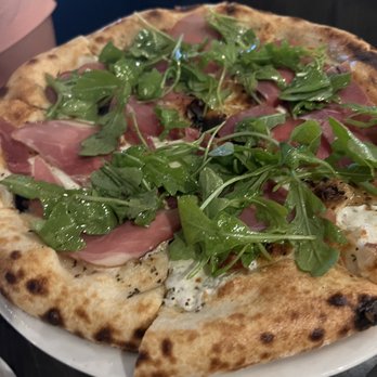 Pearl & Vine - Prosciutto pizza - New American Near Me - Katy, Texas Pearl & Vine - Prosciutto pizza - New American Near Me - Katy, Texas