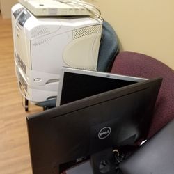 RAYUS Radiology - Old computer equipment stored on the hallway.