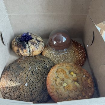 Re Bakesic - Bakeries Near Me - Alhambra, California