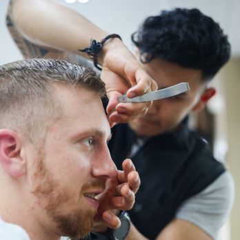 Ruben's Unisex - Barbers Near Me - Chicago, Illinois