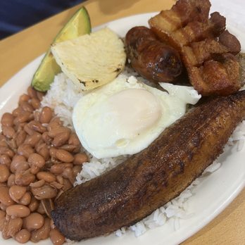 Colombian House Bakery - Bandeja paisa - Colombian Near Me - Katy, Texas