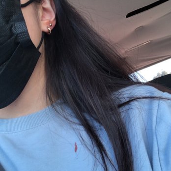 Daygo Ink & Cuts - My ear had bled onto my shirt and hair. - Barbers Near Me - San Diego, California Daygo Ink & Cuts - My ear had bled onto my shirt and hair. - Barbers Near Me - San Diego, California
