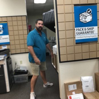 The UPS Store - Shipping Centers Near Me - San Antonio, Texas