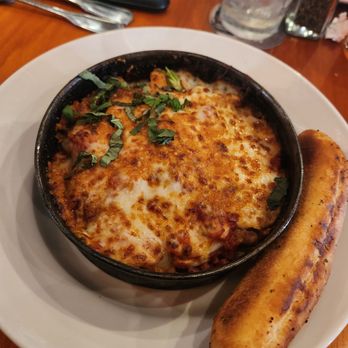 BJ's Restaurant & Brewhouse - Pizza Near Me - Brea, California