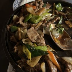 La.table.des Nations - Hot beef dish excellent
