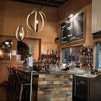 Old Log Cabin Distillery - Bar area - Distilleries Near Me - Seattle, Washington