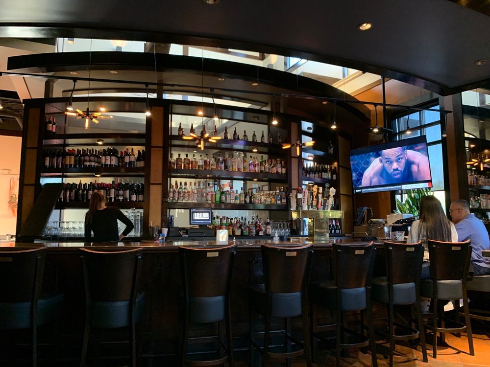 Bleu Restaurant and Bar