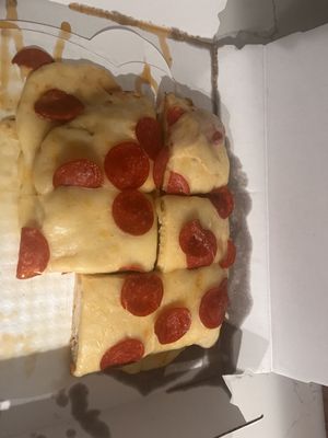 Leona's Pizzeria - Irving Park by null