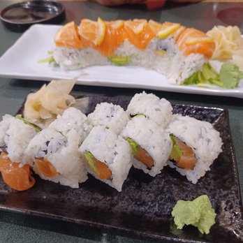 Sushi Kizuna - Salmon Lemon roll and salmon avocado roll - Sushi Bars Near Me - Aliso Viejo, California Sushi Kizuna - Salmon Lemon roll and salmon avocado roll - Sushi Bars Near Me - Aliso Viejo, California