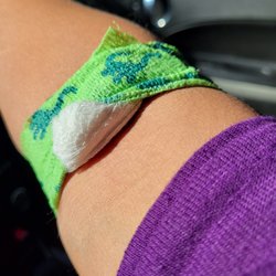 AdventHealth Lab - OMG, Mindy the phlebotomy, truly have angels hands. I didn't feel anything. And everybody is very polite and nice. A very satisfied patient.