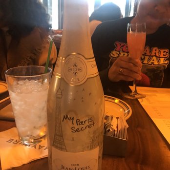 Haywire - Champagne got mimosas - New American Near Me - Plano, Texas Haywire - Champagne got mimosas - New American Near Me - Plano, Texas