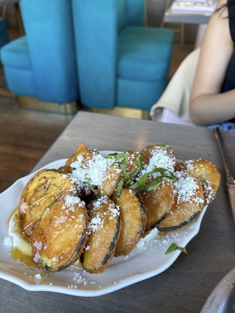 Social spots from ilona