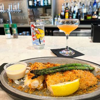 Public Kitchen - Baked haddock with Ritz crackers and garlic lemon sauce - Gastropubs Near Me - Wakefield, Massachusetts