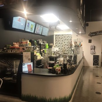Moo House Cafe - Cafes Near Me - Spring, Texas
