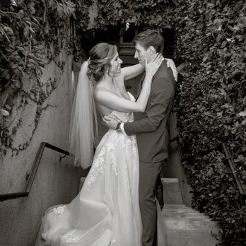 Tia & Claire Studio - Photographers Near Me Tia & Claire Studio - Photographers Near Me
