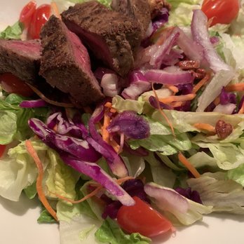 Outback Steakhouse - Steakhouse Salad - Steakhouses Near Me - Gilbert, Arizona
