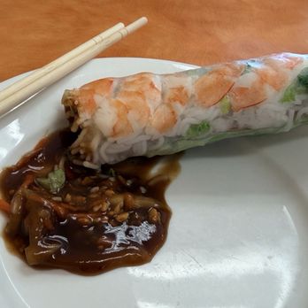 Com Tam Thuan Kieu - #2 Speing roll shrimp roll requested no pork What left anyway. Came with 2. $7.99 - Vietnamese Near Me - Tucson, Arizona