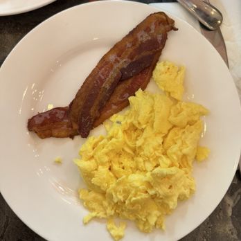 Orange Cafe Bistro - Bacon and scrambled eggs - Breakfast & Brunch Near Me - Orange, California Orange Cafe Bistro - Bacon and scrambled eggs - Breakfast & Brunch Near Me - Orange, California