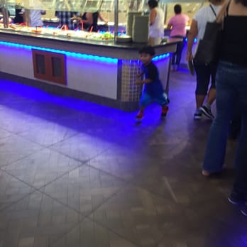 Asia Buffet - Another section for hot food and yet another loose kid running wild unattended - Chinese Near Me - Panorama City, California Asia Buffet - Another section for hot food and yet another loose kid running wild unattended - Chinese Near Me - Panorama City, California