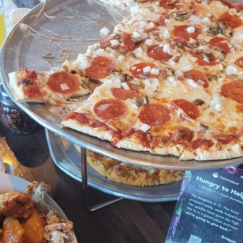 Pogolino's Pizza Place - Great pizza - Pizza Near Me - Festus, Missouri
