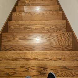 Aaron's Hardwood Floor Services - Stairs