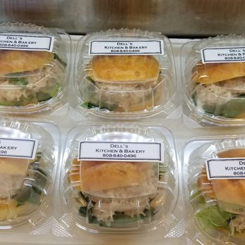 Dell's Kitchen and Bakery - Asian Fusion Near Me - Honolulu, Hawaii