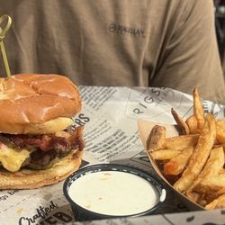 Rigsby’s - Smoked Burgers, Wings & Grill