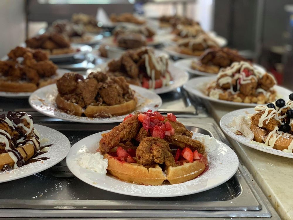 CECI’S CHICKEN N WAFFLES ON WHEELS Updated June 2024 12 Photos 601 W 4th St, North Little