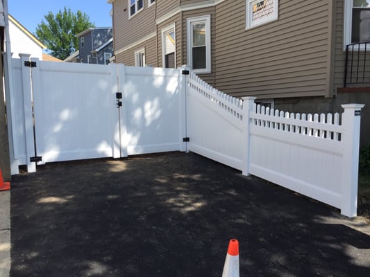 Vinyl Fencing - Similar to wood fences, vinyl fences also offer arbors, gazebos, pergolas and trellises as elegant, decorative, structural or functional accents to customize a fence design or landscape.